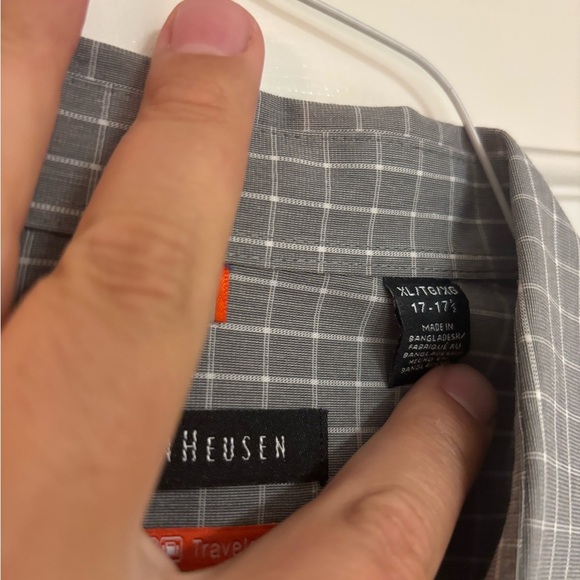 Van Heusen Traveler Dress Shirt | XL 17–17.5 | Wrinkle-Free | Gray Grid Check - Picture 5 of 5